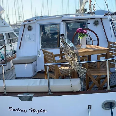Bådhotel Sailing Nights Boat&breakfast Alghero