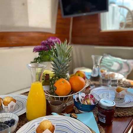 Sailing Nights Boat&breakfast * Αλγκέρο